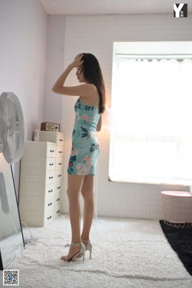 在女儿的肚子里撞一撞